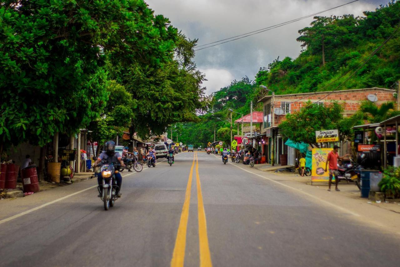 Puerto Caribe Hostal Guachaca Екстериор снимка