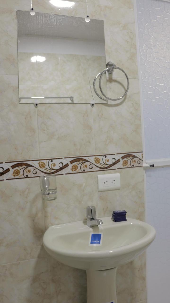 Puerto Caribe Hostal Guachaca Екстериор снимка